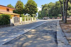 Comune di Pietrasanta: Completati i lavori di riparazione in piazza Villeparisis