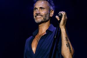 Nek in concerto al Festival La Versiliana con i suoi più grandi successi, mercoledì 13 agosto