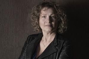 Al Palace di Viareggio &quot;Le radici dell&#039;Elleboro&quot; di Alessandra Pozzi: lunedì 1 settembre, ore 18,30