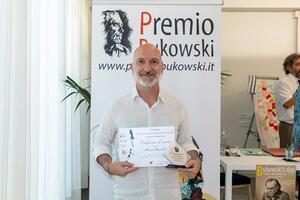 Un esordiente viareggino sul podio del XIII Premio Letterario Nazionale Bukowski con un thriller psicologico che riscrive le regole del genere