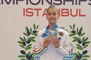 Melissa Musacci incanta al Comegym: 5 medaglie al debutto internazionale