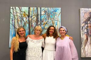 Elisabetta Rogai, regina dell'enoarte, premiata come artitsta dell'anno da Aimig Ets