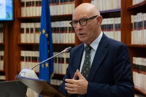 Morte David Rossi: Zucconi, deputato di Fratelli d'Italia: "Adesso si riaprano rapidamente le indagini. La svolta grazie ai consulenti della commissione parlamentare"