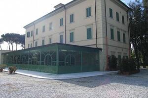 La rivoluzione di Suor Giulia, la mistica hippie della Napoli barocca a Villa Bertelli, giovedì 17 settembre