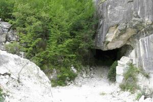 Riaprirà l'escavazione della breccia medicea del Piastraio?