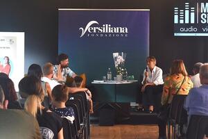 Il debutto del Festival del libro alla Versiliana dei Piccoli incanta bambini e famiglie