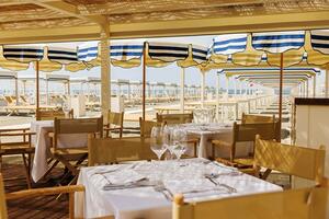 Giacomo Milano arriva a Forte dei Marmi con ristorante e beach club