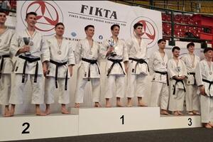 Campionati Italiani Assoluti di karate: oro agli atleti della Junkan Dojo di Viareggio