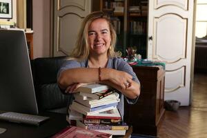 Premio Letterario Nazionale Bukowski organizzato dalla casa editrice viareggina Giovane Holden. Le iscrizioni scadono il 9 marzo