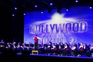 A Forte dei Marmi arriva &quot;Hollywood Night 4&quot;: orchestra di 70 elementi e grandi colonne sonore al Palazzetto dello Sport