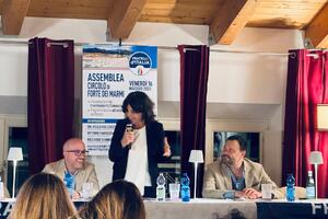 Fratelli d&#039;Italia, partono i gazebo a Forte dei Marmi: il nuovo direttivo entra nel vivo del suo lavoro