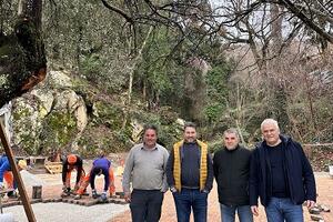 Camaiore, via ai lavori per il nuovo parcheggio ad Anticiana. Il cantiere va a braccetto con quello per la nuova zona di sosta a Panicale: interventi da 185 mila euro