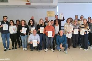 Seravezza: municipio cardioprotetto con il nuovo dae, la formazione di una ventina di dipendenti