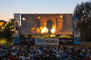 A Lido di Camaiore torna il cinema sotto le stelle con Bicinema