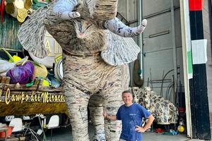 Il monumentale Elefante di Jacopo Allegrucci a Lecce per Cartapesta Prime