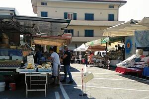 Seravezza: mercato a Querceta anche sabato 25 aprile a seguito del nuovo regolamento comunale