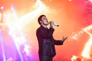 Sal Da Vinci il 20 agosto al Villa Bertelli Live