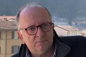 Seravezza: punti luce nuovi sulla strada della montagna. Sostituiti otto impianti. Il sindaco Alessandrini: "Un intervento per la sicurezza di quanti transitano su questa arteria"