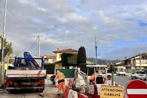 A Camaiore messa in sicurezza della Sarzanese, ci siamo: i lavori sono entrati nella fase finale