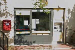 Raccolta firme per il Bancomat di Vittoria Apuana: iniziativa fuori bersaglio, lo sportello esiste e funziona regolarmente