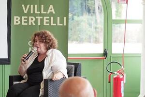 Scomparsa giornalista Donatella Francesconi cordoglio amministrazione comunale e Villa Bertelli