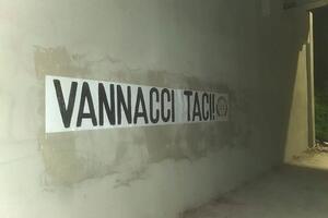 CasaPound: “Vannacci taci”, anche a Viareggio striscione dopo le dichiarazioni favorevoli allo sgombero