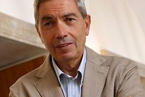 &quot;Antifascisti immaginari&quot;: Antonio Padellaro al Caffè della Versiliana, giovedì 14 agosto