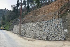 Camaiore: terminato il cantiere per il ripristino della frana in località La Polletta a Nocchi