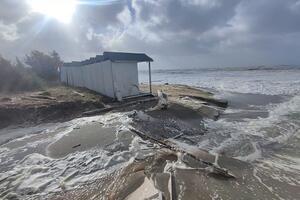 Paladini Apuoversiliesi: "Bisogna mettere il turbo per l’erosione costiera in Apuoversilia fra PRP di Marina di Carrara e cambiamento climatico"