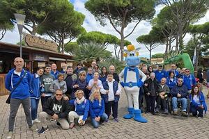 Seravezza: festa alla colonia marina di Vittoria Apuana organizzata dalla Rete Comunale della Solidarietà