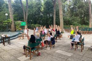 Da sabato  5 luglio torna in Versiliana &quot;Non ho l&#039;età&quot;: yoga per over 65