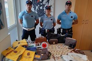 Forte dei Marmi: nuovo intervento della Polizia Locale durante il mercato settimanale