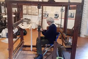 Seravezza: l'arte del cucito e della tessitura, prossimi laboratori a Palazzo Mediceo