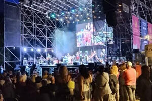 Vezzoni: The Sugar Night Band di Marco Macchiarini / Frana in loc. Alla Ripa