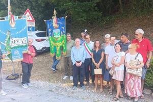 Vezzoni: 82° anniversario delle vittima di Ponte del Pratale / Inaugurata la mostra “La mia terracotta” / Raduno della Vespe a Massarosa