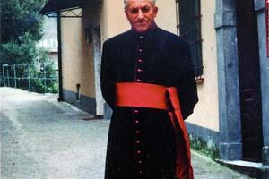 Vezzoni: "Mons. Vangelisti accolse nell'agosto del 1944 nella canonica di La Culla il fu rabbino capo della comunità israelitica di Roma Elio Toaff e i suoi famigliari"