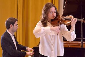 Ultimo concerto a Villa Bertelli per i 20 anni dell'associazione musicale Clara Wieck Schumann, domenica 22 marzo