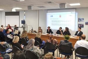 Versilia: il numero verde del SEUS consegnato ufficialmente al Pronto soccorso dell’ospedale e ai comuni. Una svolta all’insegna dell’integrazione per gestire le emergenze sociali