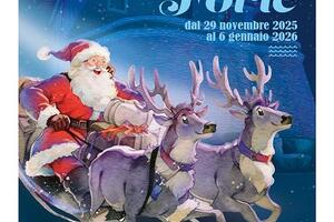 Un Natale che arriva dal mare: a Forte dei Marmi l'inaugurazione 2025 si accende con la luce dei bagnini