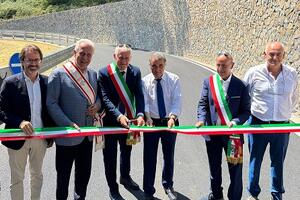Camaiore: inaugurata la nuova via Balza Fiorita, completata la ricostruzione del tratto franato a marzo 2024