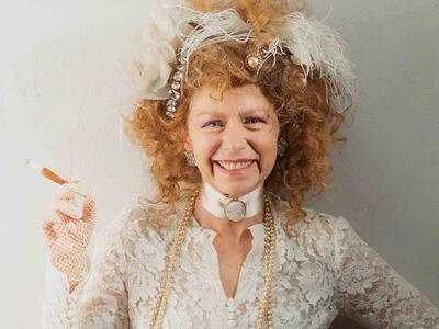 Amanda Sandrelli è "La bisbetica domata" in scena al Teatro Comunale di Pietrasanta, venerdì 16 gennaio