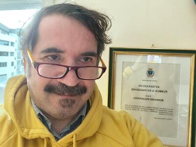 Piove nelle aule della scuola media Pea di Viareggio, studenti costretti a cambiare classe. Il prof. Pesavento, presidente CNDDU: "Occorre un piano nazionale per la dignità degli ambienti scolastici"