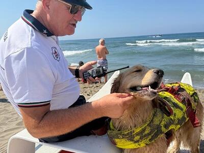 Baby Watch a Forte dei Marmi: successo per la giornata dedicata ai più piccoli tra sicurezza, mare e divertimento