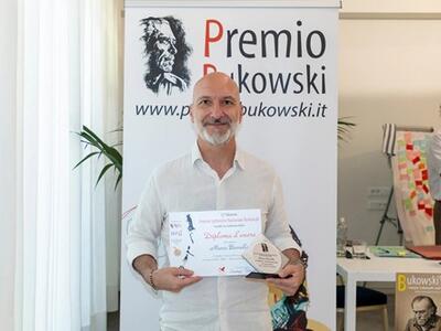 Un esordiente viareggino sul podio del XIII Premio Letterario Nazionale Bukowski con un thriller psicologico che riscrive le regole del genere