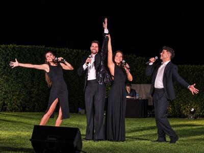 Successo del Pietrasanta Green Theatre 2026. Tutti pazzi per il Green Theatre, il pubblico sceglie lo spettacolo dove non lo immagini