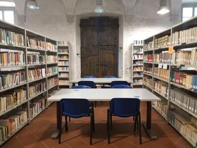 Seravezza: Chiusura della biblioteca comunale dal 10 al 21 agosto. Il 2 settembre riprenderà la rassegna "Libri a Palazzo"