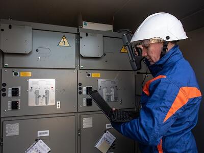 Camaiore: Enel rinnova cabina &#039;Montebello La Balza&#039;, intervento urgente per sostituzione apparecchiature danneggiate