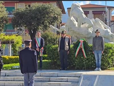 La ricorrenza del 25 aprile nel Comune di Seravezza. Cerimonia a Querceta e letteratura della resistenza in biblioteca
