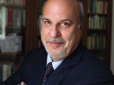 Seravezza: Alan Friedman ospite a Palazzo Mediceo in un incontro organizzato da Trame d&#039;estate, venerdì 19 settembre alle ore 18