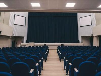 Al via la campagna abbonamenti per la stagione di prosa del Teatro Comunale di Pietrasanta